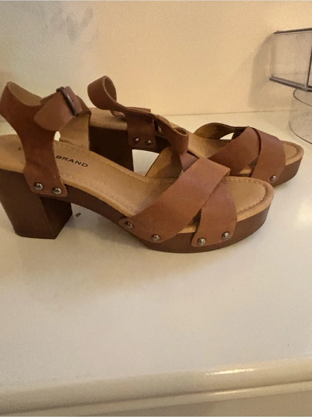 Lucky Brand Women's Brown Strappy Platform Sandals - Classic Comfort - Picture 5 of 7